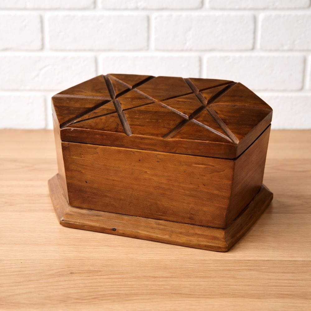 Vintage Hand Carved Wood Box Geometric Star‎ Hexagon MCM Keepsake Chest 8.5"
